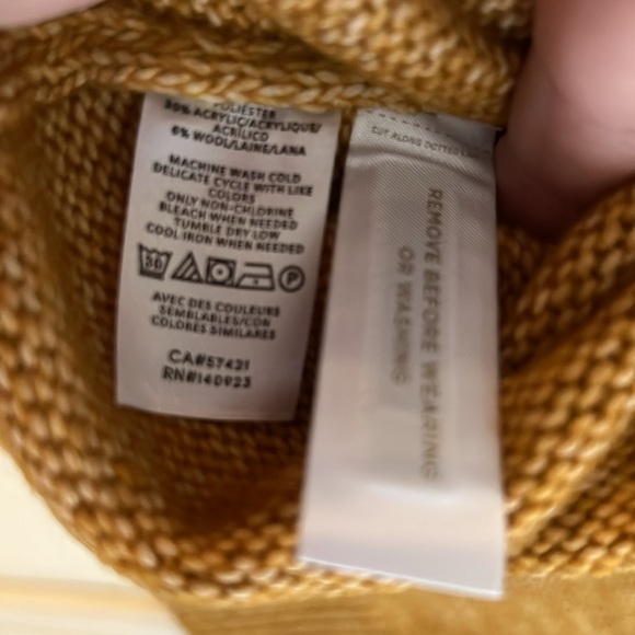 NWT Loft Sweater Size Small - Picture 4 of 4